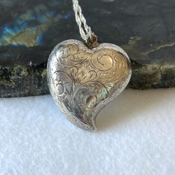 VTG Sterling Silver 925 1.5" Etched Filigree Puffy Heart Pendant Necklace 24” - Picture 8 of 16
